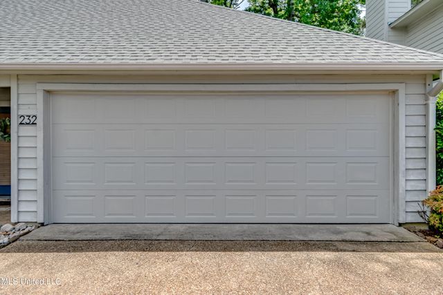 232 Waterwood Drive, Brandon, MS 39047