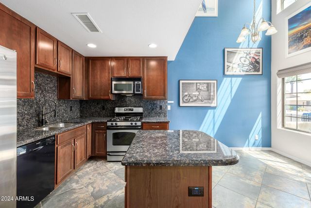 3435 E Lance Lane, Phoenix, AZ 85018