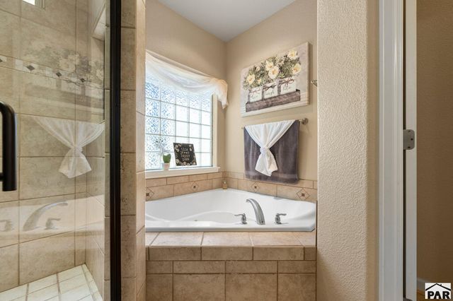 1812 Tierra Berienda, Pueblo, CO 81008