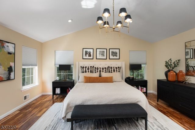 7 Beechwood Ter, Green Brook Twp., NJ 08812