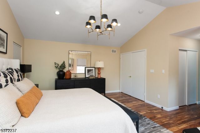 7 Beechwood Ter, Green Brook Twp., NJ 08812