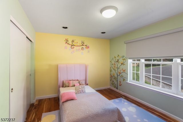 7 Beechwood Ter, Green Brook Twp., NJ 08812