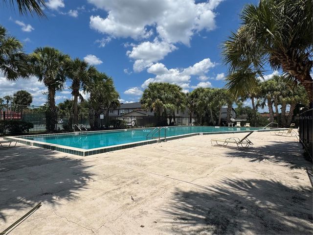 1809 TOWNHALL LANE 1809, Orlando, FL 32807