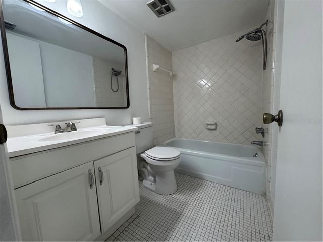 1809 TOWNHALL LANE 1809, Orlando, FL 32807