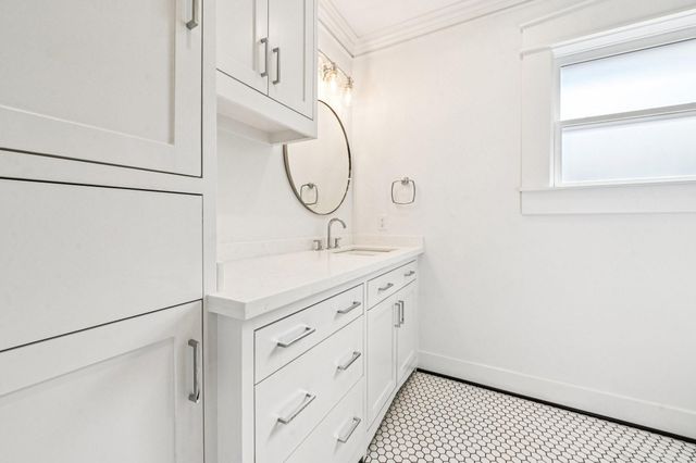 1224 Waverly Street, Houston, TX 77008