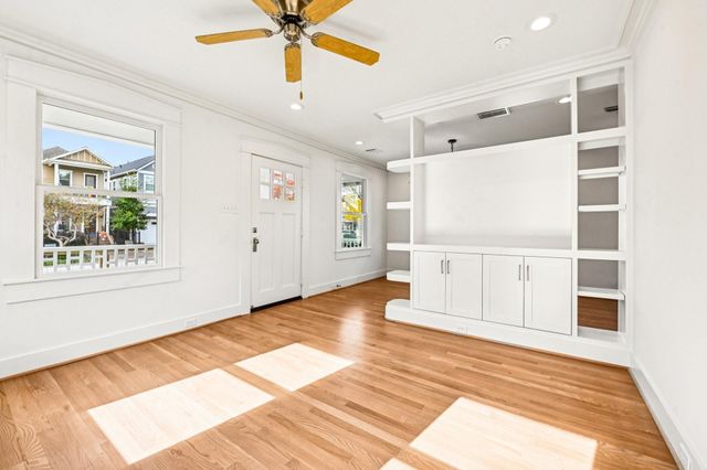 1224 Waverly Street, Houston, TX 77008