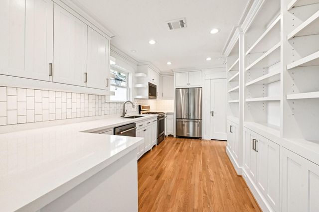 1224 Waverly Street, Houston, TX 77008