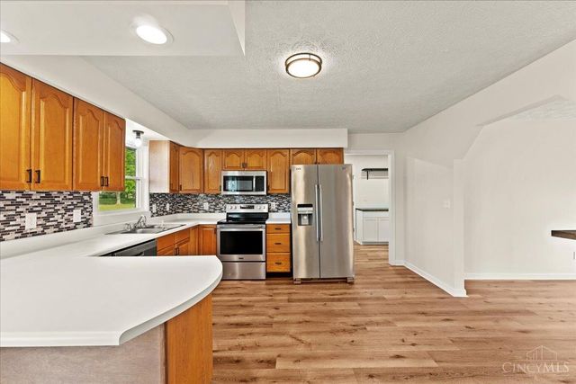 1003 Cross Road, Winchester, OH 45697