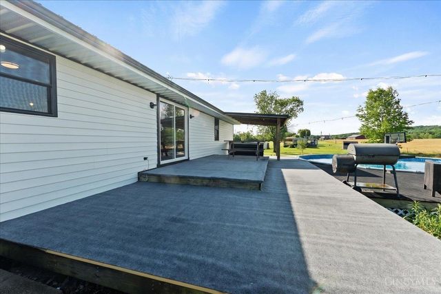 1003 Cross Road, Winchester, OH 45697