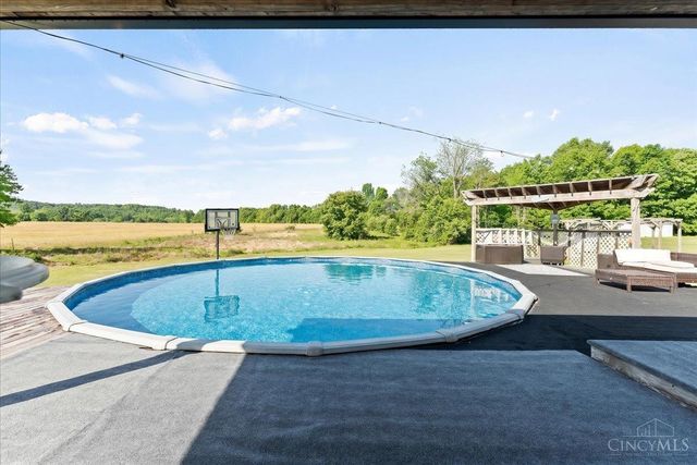 1003 Cross Road, Winchester, OH 45697