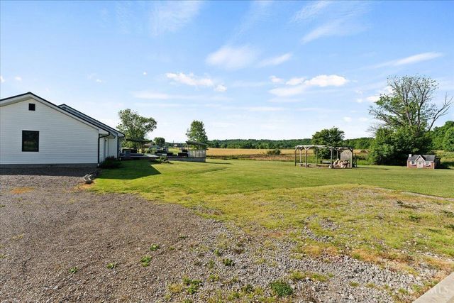 1003 Cross Road, Winchester, OH 45697