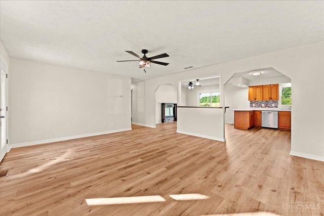 1003 Cross Road, Winchester, OH 45697