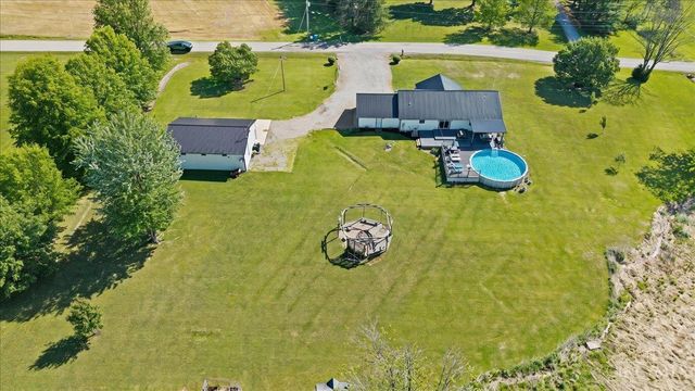 1003 Cross Road, Winchester, OH 45697