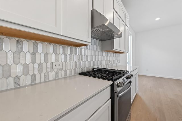 21619 Colonial Meadow Creek Trail, Waller, TX 77484