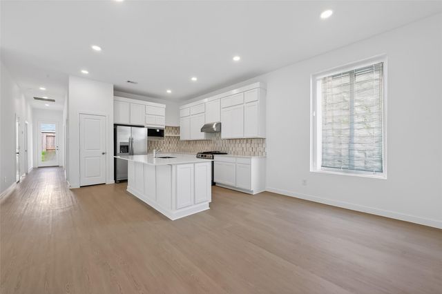 21619 Colonial Meadow Creek Trail, Waller, TX 77484