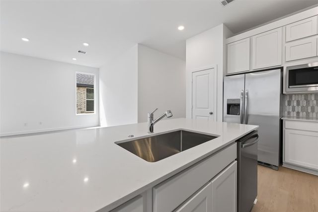 21619 Colonial Meadow Creek Trail, Waller, TX 77484