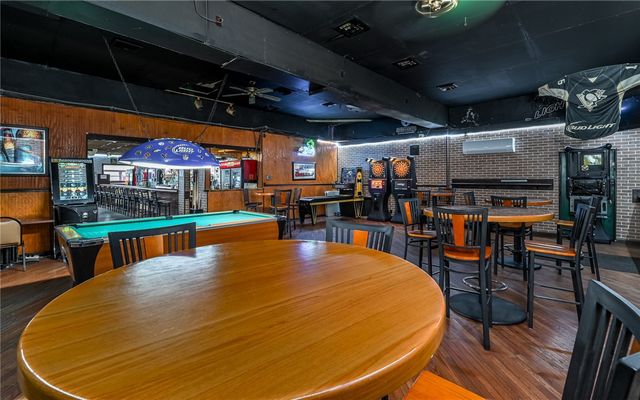 1435 Freeport Rd, Cheswick, PA 15024