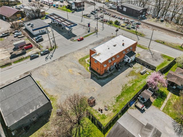 1435 Freeport Rd, Cheswick, PA 15024