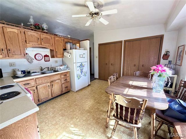 708 Yale Street, Farmington, MO 63640