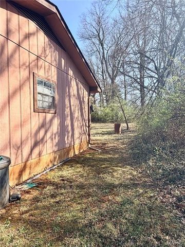 708 Yale Street, Farmington, MO 63640