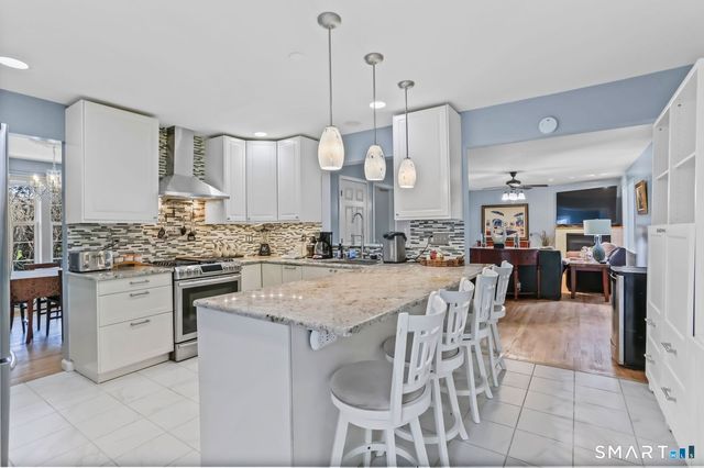 155 North Taylor Avenue, Norwalk, CT 06854
