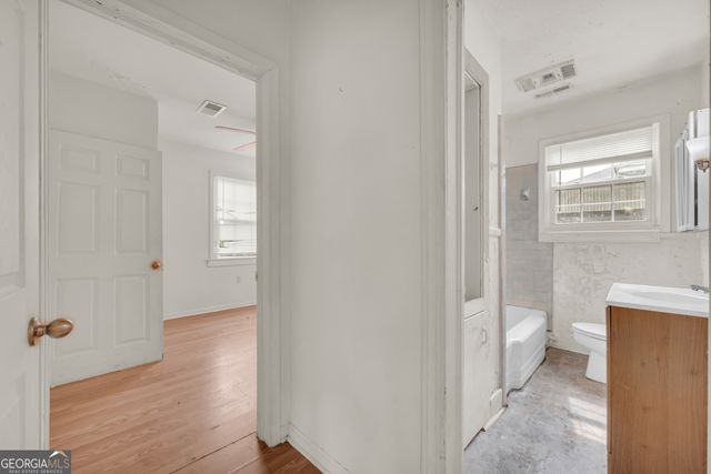 221 Edwards Street, Elberton, GA 30635