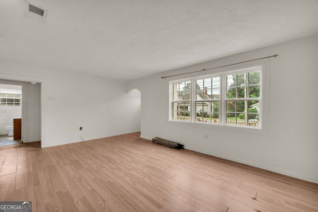 221 Edwards Street, Elberton, GA 30635