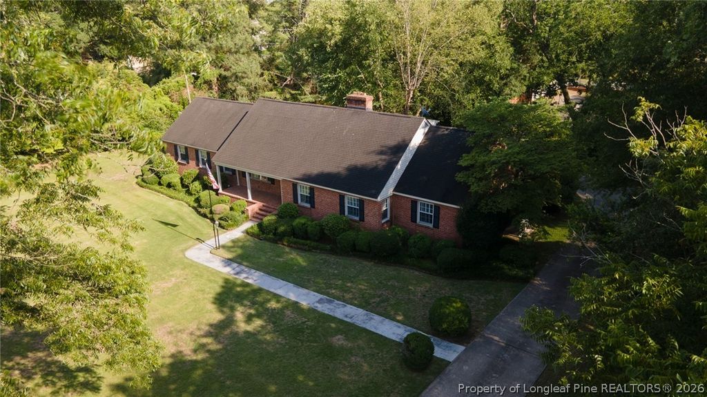 209 W Prospect Avenue, Raeford, NC 28376 — photo 3