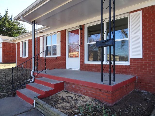 2209 Flannery Drive, Midwest City, OK 73110