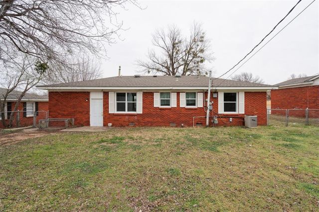 2209 Flannery Drive, Midwest City, OK 73110