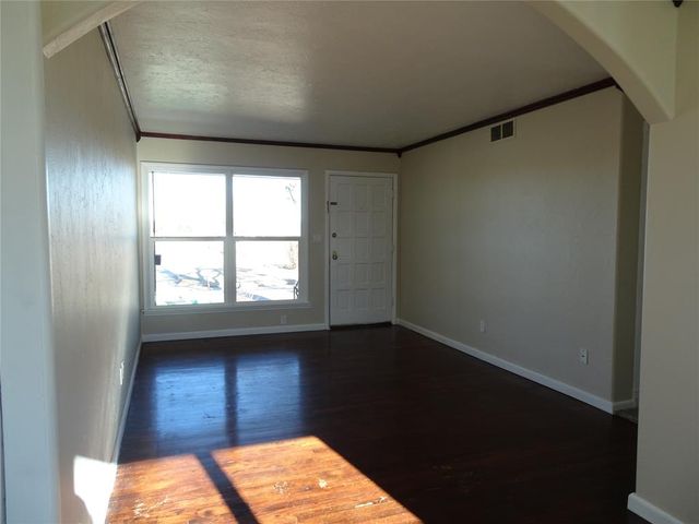 2209 Flannery Drive, Midwest City, OK 73110