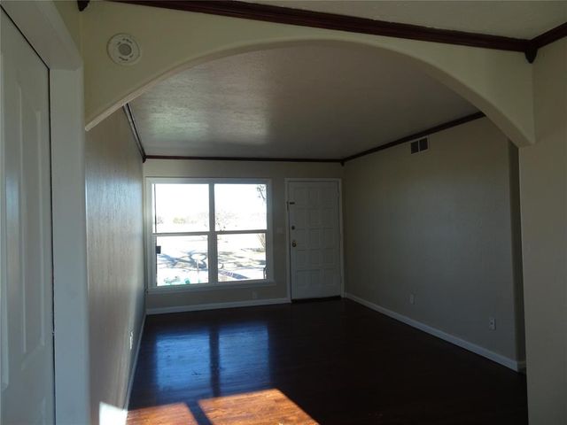 2209 Flannery Drive, Midwest City, OK 73110