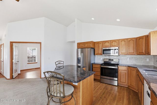 974 E Warm Springs Ave, Post Falls, ID 83854