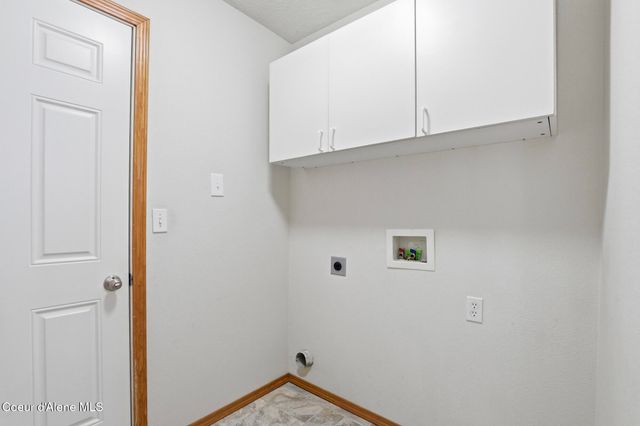 974 E Warm Springs Ave, Post Falls, ID 83854