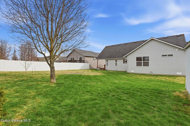 974 E Warm Springs Ave, Post Falls, ID 83854