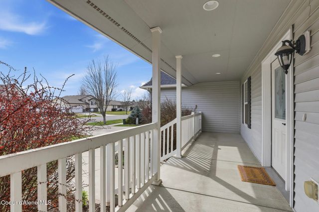 974 E Warm Springs Ave, Post Falls, ID 83854