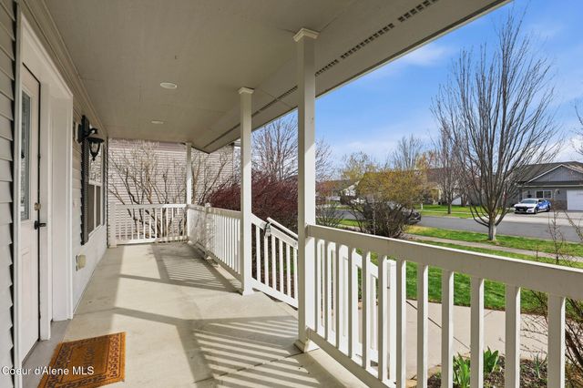 974 E Warm Springs Ave, Post Falls, ID 83854