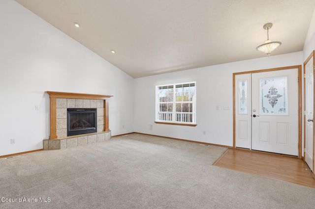 974 E Warm Springs Ave, Post Falls, ID 83854