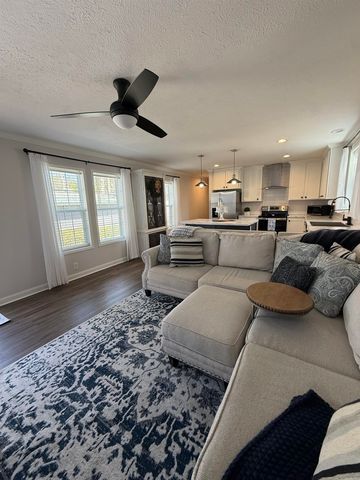 315 Murrells Inlet, Murrells Inlet, SC 29576