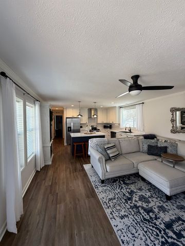 315 Murrells Inlet, Murrells Inlet, SC 29576