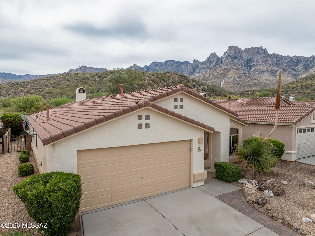 11336 N Flat Granite Drive, Oro Valley, AZ 85737