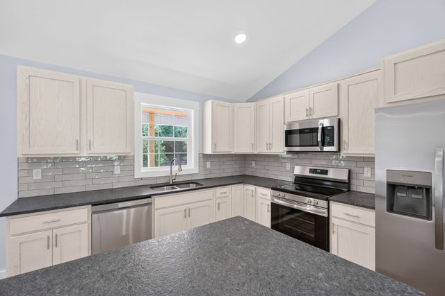 121 Oakley Estates Road, Allons, TN 38541