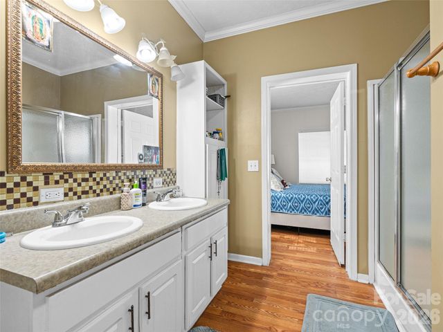 8 Jackson Cove Road, Leicester, NC 28748