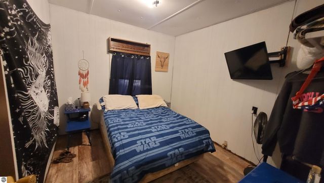 1091 Plum Valley Road NW, Alden, MI 49612