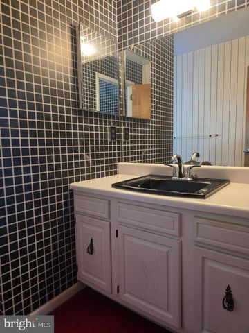 122 PAWNEE CT, Newark, DE 19702