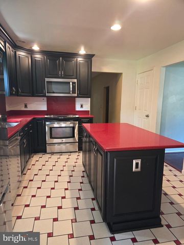 122 PAWNEE CT, Newark, DE 19702
