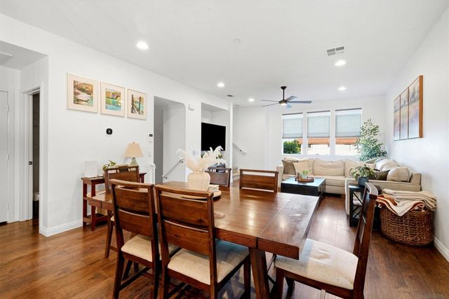 325 Royal Gln 608, Escondido, CA 92025