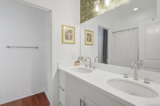 325 Royal Gln 608, Escondido, CA 92025