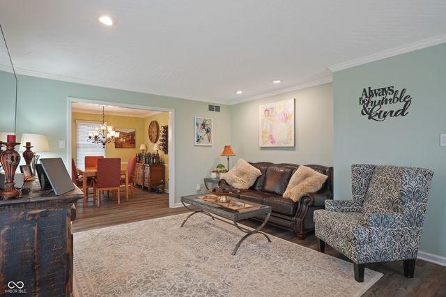 9523 E Southport Road, Indianapolis, IN 46259