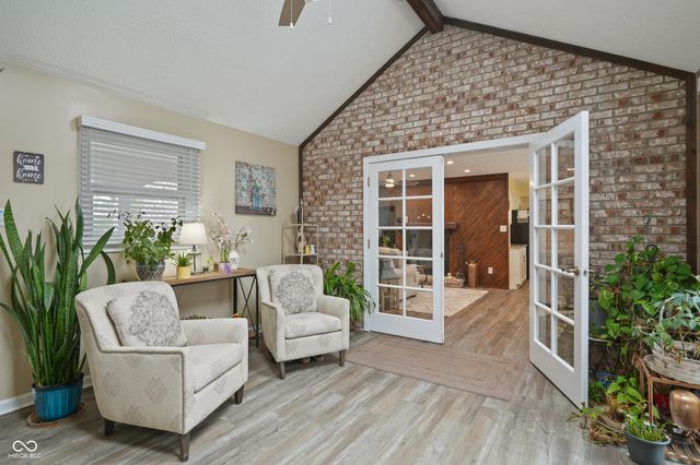 9523 E Southport Road, Indianapolis, IN 46259